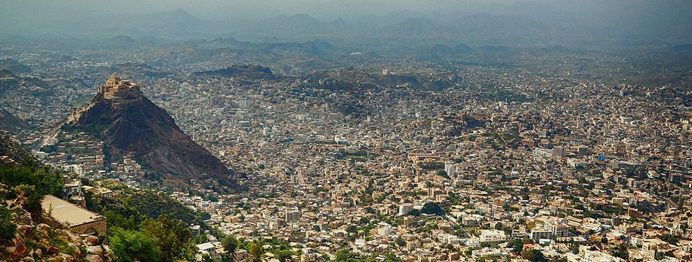 طائرة مسيرة حوثية تقتل طفلة وتصيب 5 نساء في مقبنة