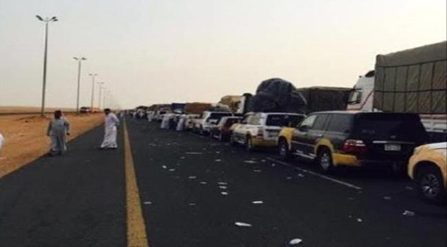 السعودية تلغي قرار منع خروج المغتربين اليمنيين بسيارات الدفع الرباعي