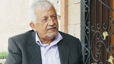 الحوثي "مجنون وزاد وقحوا له"