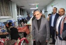 "الحاكم الإيراني" بصنعاء يرمم قسم التوليد بالمستشفى الجمهوري