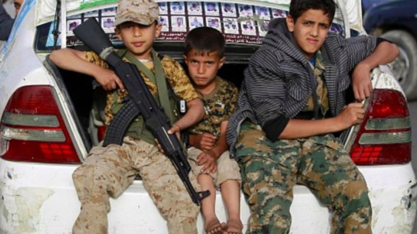 الحكومة تحذر من استخدام الحوثيين دعم اليونسيف في تجنيد الأطفال