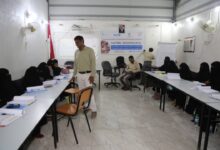 مكتب الصحة بالحديدة يُدشن الدورات التدريبية لمتطوعي التثقيف الصحي في الخوخة