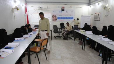 مكتب الصحة بالحديدة يُدشن الدورات التدريبية لمتطوعي التثقيف الصحي في الخوخة