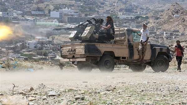 "القوات الحكومية" تحبط محاولة تسلل لمليشيا الحوثي غرب مدينة تعز