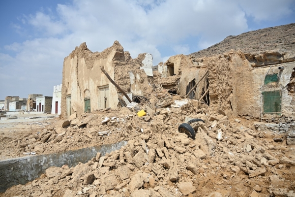 تهدم أكثر من 200 منزل بشكل كلي في مديرية حصوين جراء إعصار "تيج" بالمهرة