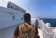 بريطانيا: مليشيا الحوثي نفذت أكثر من 60 هجوماً ضد 56 سفينة تعود لـ40 دولة