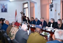المبعوث الأممي يزور مدينة تعز ويطلع على جرائم مليشيا الحوثي