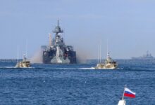 أسطول روسي يعلن عبور عدة سفن حربية تابعة له مضيق باب المندب