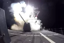 سنتكوم تنفي مزاعم الحوثيين باستهداف سفينتين حربيتين لقواتها في البحر الأحمر