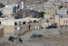 البيضاء.. مليشيا الحوثي تقتحم عددا من المنازل في مدينة رداع