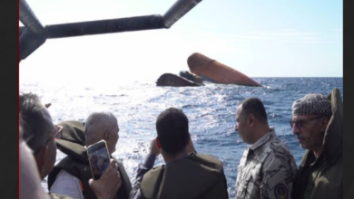 وزير المياه يعاين موقع غرق سفينة "روبيمار" لتقييم وضعها الحالي