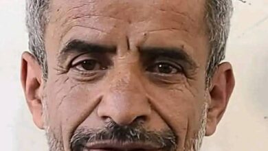 المجلس الرئاسي يعقد أولى اجتماعاته مع الحكومة والمحافظين
