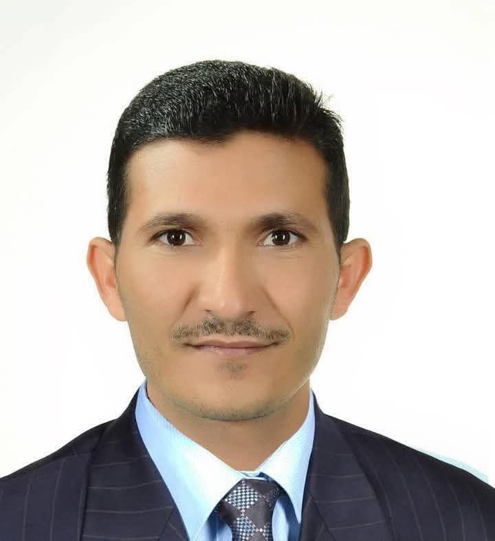مقتل أكاديمي في صنعاء بالرصاص ومادة حارقة على يد مسلحين حوثيين