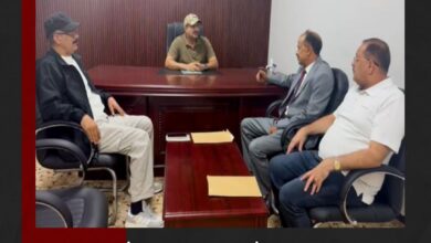 طارق صالح يوجه بإنشاء منظومة طاقة شمسية لكليات جامعة تعز في التربة وتجهيز معمل حاسوب