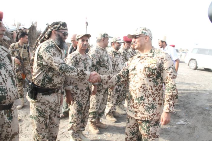 طارق صالح يعايد المرابطين على سواحل البحر الأحمر