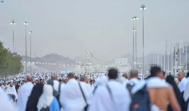حجاج اليمن ينفرون من عرفات إلى مزدلفة مزدلفة