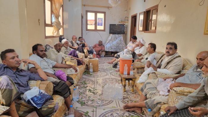 الحديدة.. اجتماع في حيس يؤكد الحاجة الإنسانية لفتح طريق "حيس - الجراحي"