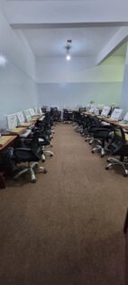 افتتاح مشروع طاقة شمسية ومعمل حاسوب حديث في فرع جامعة تعز بالتربة بدعم من طارق صالح افتتاح مشروع طاقة شمسية ومعمل حاسوب حديث في فرع جامعة تعز بالتربة بدعم من طارق صالح