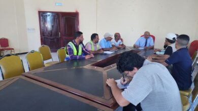 مدير عام المخا يناقش مع مكتب الأمم المتحدة دعم مشاريع المياه والصرف الصحي