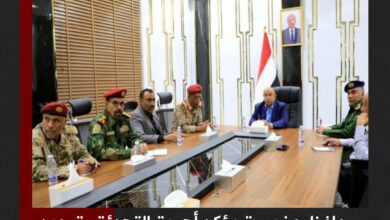 محافظ حضرموت يؤكد أهمية التهدئة وتوحيد الصف للحفاظ على الاستقرار المحافظة
