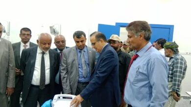 الحديدة.. وزير الصحة يتفقد مستشفى محمد بن زايد بالخوخة ويشيد بتجهيزاته الطبية