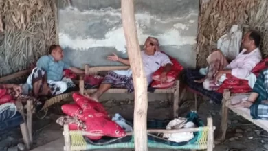 مدير زراعة الحديدة يناقش مع مزارعي حيس تحديات انهيار قنوات الري وكساد المحاصيل
