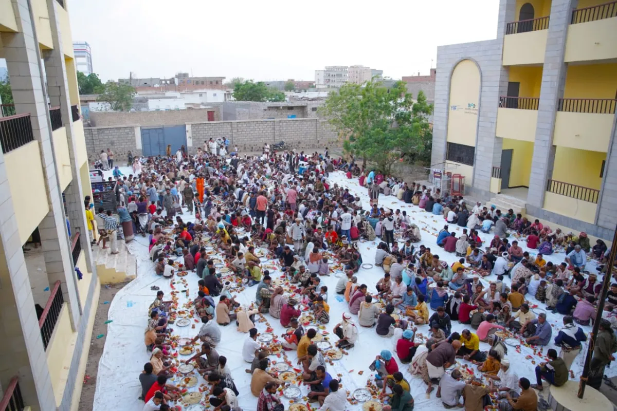 شباب حيس ينظمون الإفطار الجماعي الثالث بدعم من إنسانية الوطنية