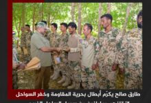 طارق صالح يكرّم أبطال بحرية المقاومة وخفر السواحل لإنقاذهم مواطنين من سيول الساحل الغربي
