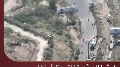 مليشيا الحوثي تغلق جزئياً منفذ تعز الشرقي وتستحدث تحصينات عسكرية قرب الطريق