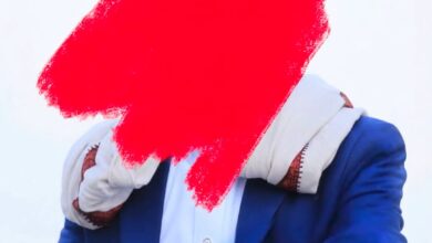 رجل اعمال يبتز زوجة صديقه المتوفي بصورها رجل اعمال يبتز زوجة صديقه المتوفي بصورها